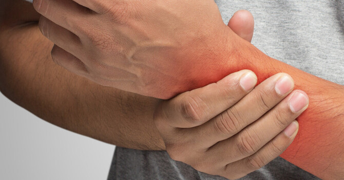 Sprains and Strains: What's the Difference and When Should You See a Physiotherapist?